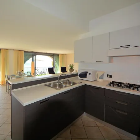 Holiway Larianella Apartment